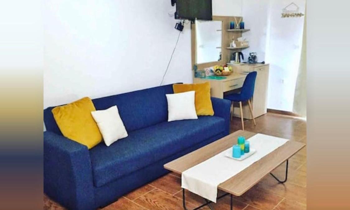 Grande Blue Suites With Private Bay Archangelos  Extérieur photo