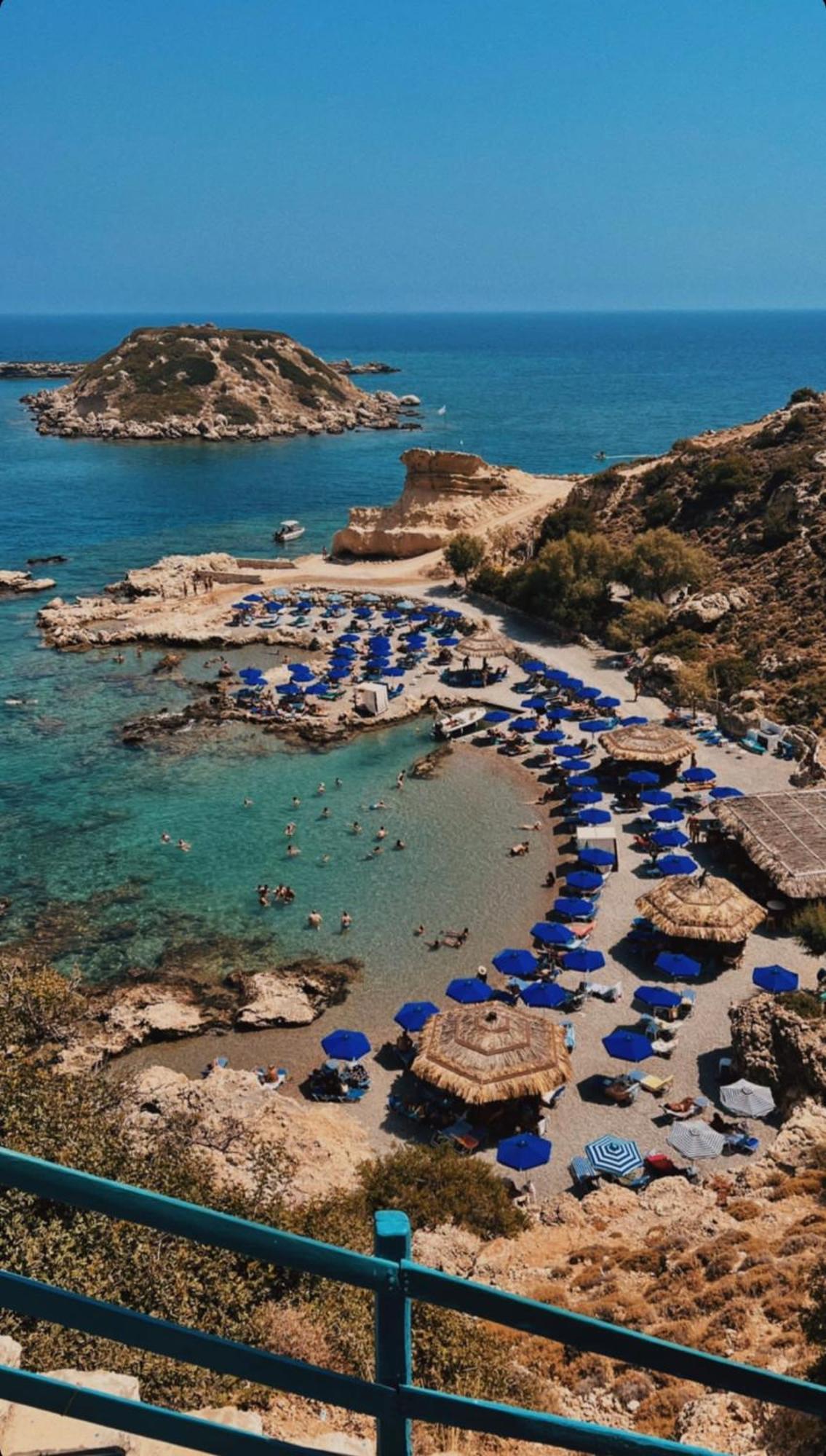 Grande Blue Suites With Private Bay Archangelos  Extérieur photo